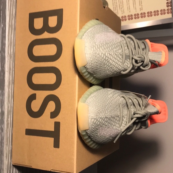 Yeezy desert sage 9.5, DS, have receipt - Picture 3 of 6